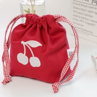 Red cherry pouch